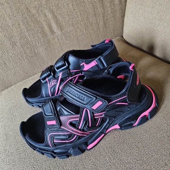Balenciaga Track Sandals Size 40/10 New - Picture 7 of 15